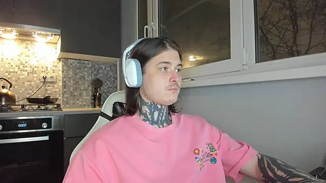  torfin  online show from December 19, 2024, 8:23 pm