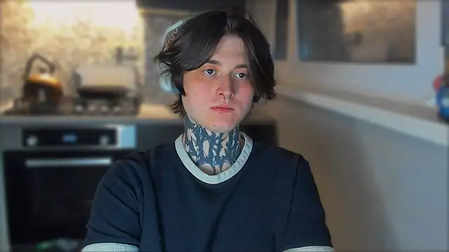  torfin  online show from April 24, 2026, 9:17 pm