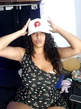 Snapshot of Shura_xxxBig chatting on February 20, 2026, 6:26 am Shura xxxBig online show from February 20, 2026, 6:26 am