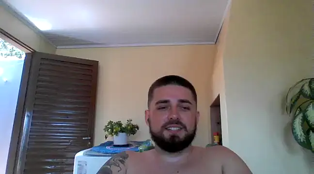 Snapshot of Dat1994 chatting on December 11, 2024, 4:42 pm Dat1994 online show from December 11, 2024, 4:42 pm