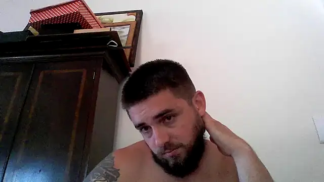 Snapshot of Dat1994 chatting on February 20, 2025, 2:46 pm Dat1994 online show from February 20, 2025, 2:46 pm