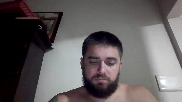 Snapshot of Dat1994 chatting on February 25, 2025, 1:20 am Dat1994 online show from February 25, 2025, 1:20 am