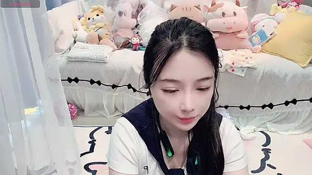Snapshot of AKiKi711 chatting on April 20, 2026, 4:59 am AKiKi711 online show from April 20, 2026, 4:59 am
