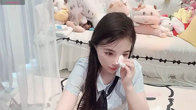 Snapshot of AKiKi711 chatting on May 6, 2026, 4:52 am AKiKi711 online show from May 6, 2026, 4:52 am