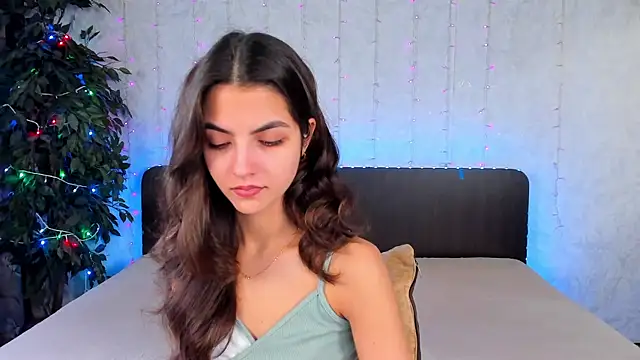 Milana Crystal  online show from January 30, 2025, 8:22 am