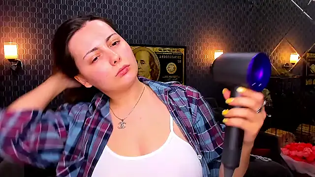 Snapshot of _extraterrestrial_ chatting on October 17, 2025, 7:27 pm  extraterrestrial  online show from October 17, 2025, 7:27 pm