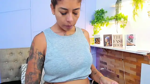 Georgina-coule online show from December 10, 2024, 12:05 pm