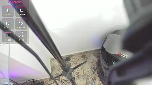 Kylie2211 online show from February 10, 2026, 1:32 am