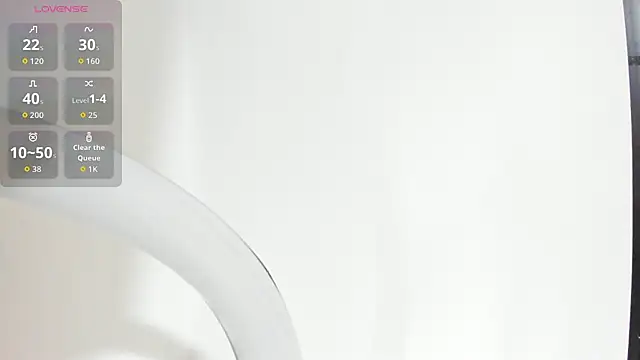 Kylie2211 online show from April 18, 2026, 2:59 am