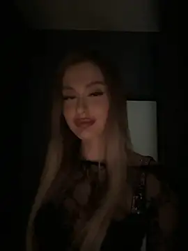 Sweet  Milly online show from January 9, 2025, 9:47 pm