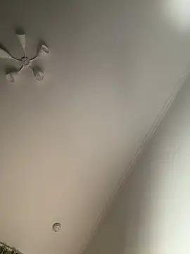 Sweet  Milly online show from April 13, 2026, 5:18 pm