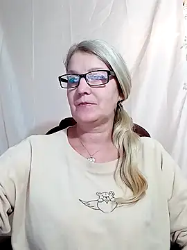Snapshot of irinamaux chatting on January 26, 2025, 1:31 am irinamaux online show from January 26, 2025, 1:31 am