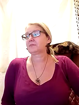 Snapshot of irinamaux chatting on January 31, 2025, 7:39 am irinamaux online show from January 31, 2025, 7:39 am
