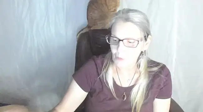 Snapshot of irinamaux chatting on February 27, 2025, 4:32 pm irinamaux online show from February 27, 2025, 4:32 pm