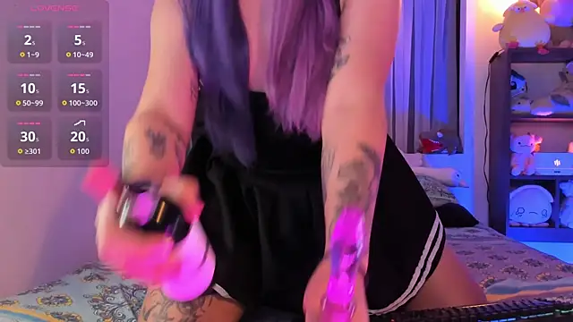 Snapshot of _Skie_ chatting on October 23, 2025, 4:45 am Skie online show from October 23, 2025, 4:45 am