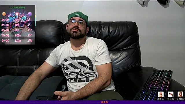 Zander823 online show from June 3, 2026, 6:35 pm