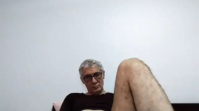 Snapshot of BIGUNCUTHARDCOCK chatting on February 25, 2026, 2:32 am BIGUNCUTHARDCOCK online show from February 25, 2026, 2:32 am