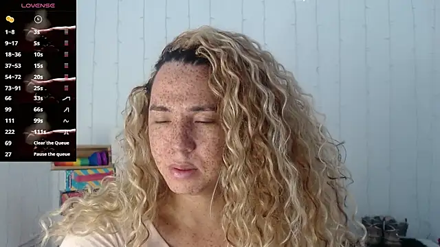 Snapshot of SofiaMadisson chatting on January 7, 2025, 1:35 pm SofiaMadisson online show from January 7, 2025, 1:35 pm