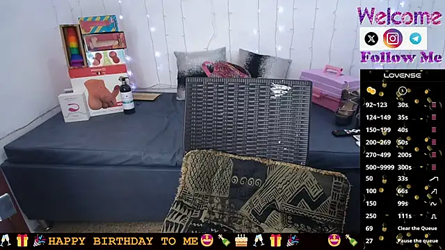 Snapshot of SofiaMadisson chatting on February 4, 2025, 1:38 pm SofiaMadisson online show from February 4, 2025, 1:38 pm