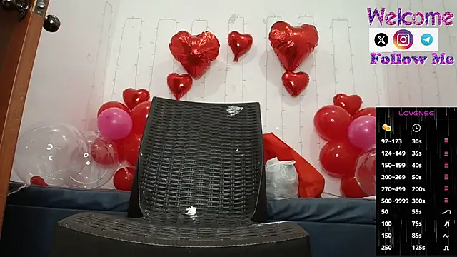 Snapshot of SofiaMadisson chatting on February 8, 2025, 2:38 pm SofiaMadisson online show from February 8, 2025, 2:38 pm