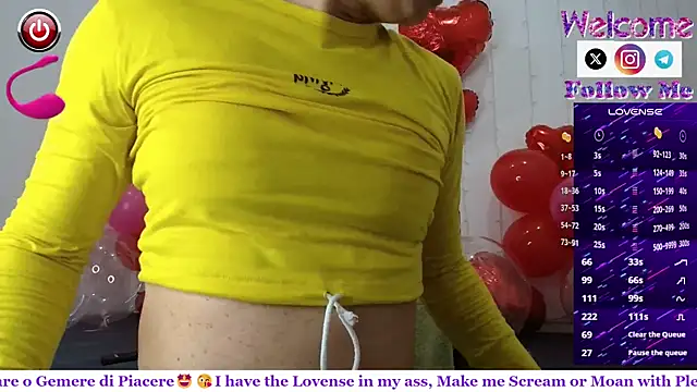 Snapshot of SofiaMadisson chatting on February 12, 2025, 1:06 pm SofiaMadisson online show from February 12, 2025, 1:06 pm