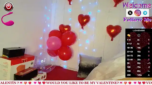 Snapshot of SofiaMadisson chatting on February 14, 2025, 5:25 pm SofiaMadisson online show from February 14, 2025, 5:25 pm