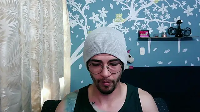 ponzothc online show from October 6, 2025, 6:16 pm