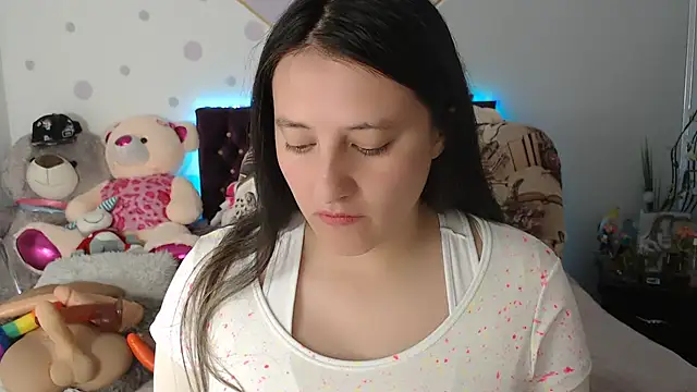 Lorenahot 06 online show from February 24, 2025, 6:36 pm