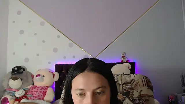 Lorenahot 06 online show from September 10, 2025, 5:57 pm