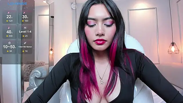 AzuraKindong online show from February 24, 2025, 10:25 pm