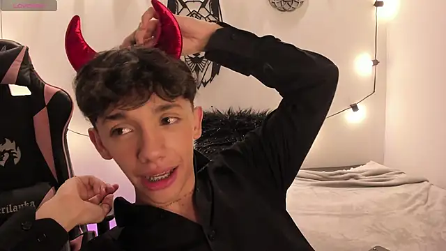 Tomy Rox online show from January 14, 2025, 11:58 pm