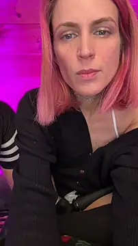 DanaeJustine online show from February 6, 2026, 5:27 pm