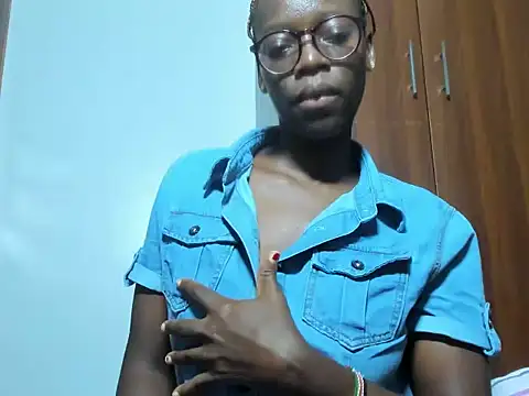 Snapshot of afro_pop chatting on February 15, 2025, 3:31 am afro pop online show from February 15, 2025, 3:31 am