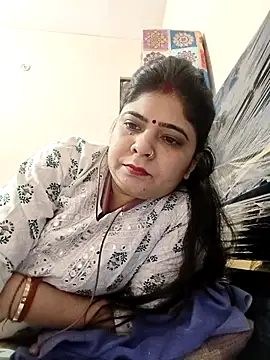 Husnpari20 online show from February 25, 2026, 4:00 am