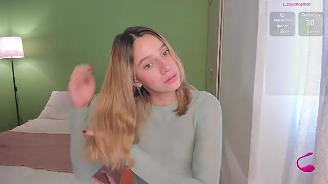 Snapshot of ameliegraham chatting on January 26, 2025, 2:08 pm ameliegraham online show from January 26, 2025, 2:08 pm