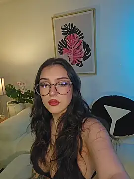 freya bella  online show from March 17, 2026, 8:06 am