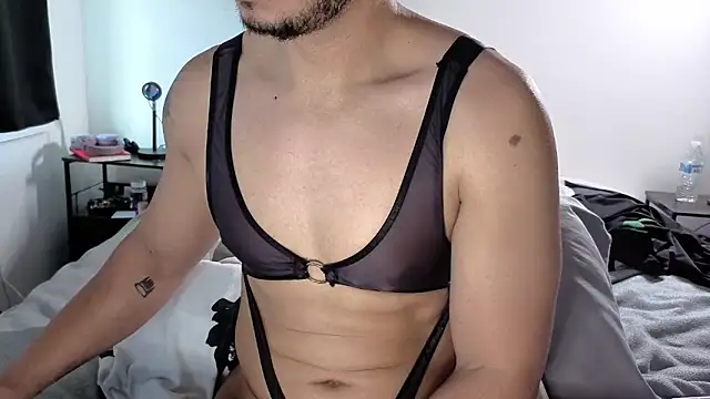 berriess  online show from April 15, 2026, 12:01 pm