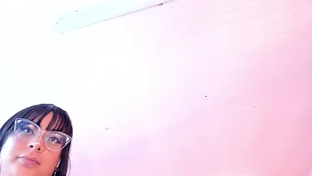 Snapshot of Red_lady chatting on January 23, 2025, 7:00 am Red lady online show from January 23, 2025, 7:00 am