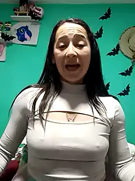 emilypoppy3 online show from February 5, 2025, 4:47 pm