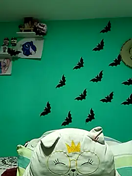 emilypoppy3 online show from February 6, 2025, 3:06 am