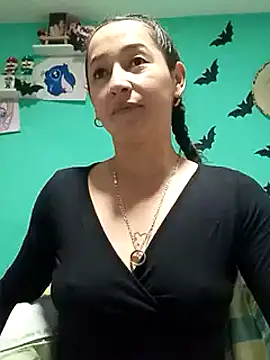 emilypoppy3 online show from February 13, 2025, 1:48 pm