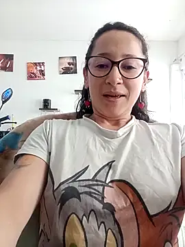 emilypoppy3 online show from March 2, 2026, 8:04 pm