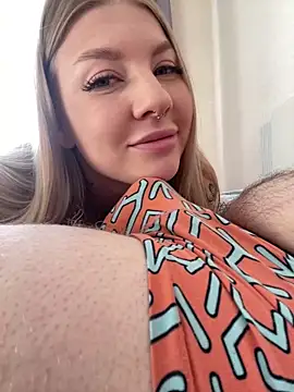 Snapshot of NewLale chatting on February 16, 2025, 3:26 am NewLale online show from February 16, 2025, 3:26 am