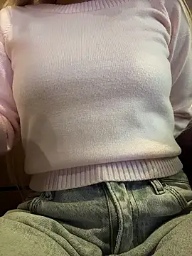 Snapshot of NewLale chatting on January 9, 2026, 4:15 am NewLale online show from January 9, 2026, 4:15 am