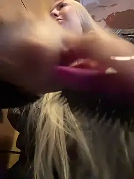 Snapshot of NewLale chatting on February 23, 2026, 3:48 am NewLale online show from February 23, 2026, 3:48 am