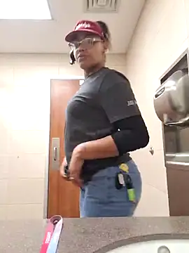 samone9 online show from February 22, 2025, 9:04 pm