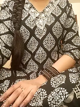 Snapshot of Ruchi-34 chatting on June 21, 2026, 5:59 pm Ruchi-34 online show from June 21, 2026, 5:59 pm