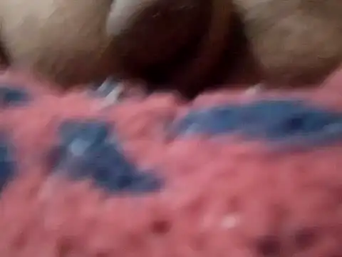 carlos40404 online show from November 5, 2025, 10:43 pm