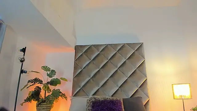 kaylarossi online show from January 10, 2026, 5:48 pm