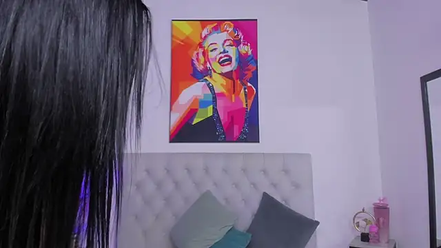 Snapshot of KristalFoxx chatting on September 14, 2025, 2:00 am KristalFoxx online show from September 14, 2025, 2:00 am